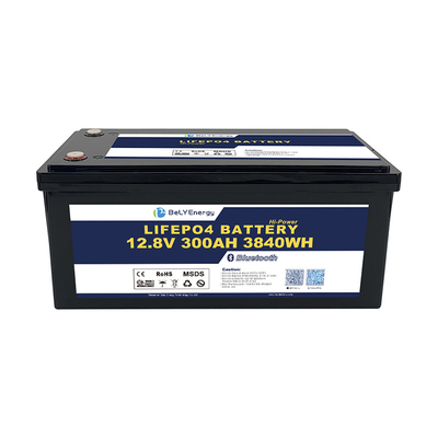 Tragbare IP65 Wasserdichte Kompaktkonstruktion 12.8V 300Ah LiFePO4 Solar Lithiumbatterie
